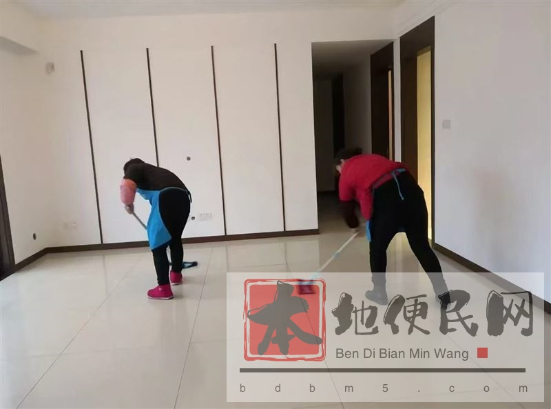 专业擦玻璃，小雨点保洁公司